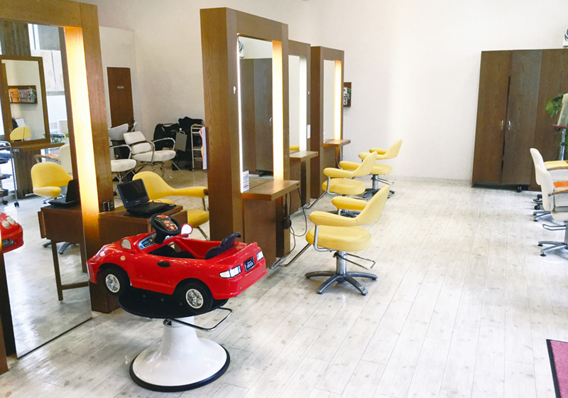 美容室ＨＡＩＲＳＰＲＡＹ新田東店