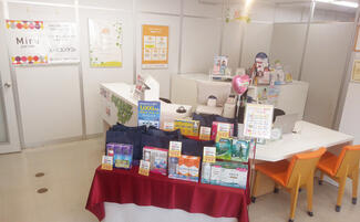 エースコンタクト本八幡駅前店