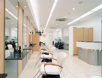 トップヘアベイエリア店