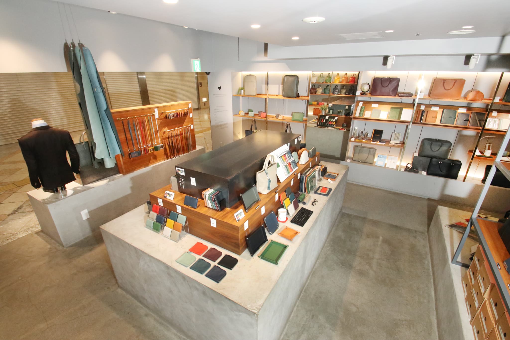 ＬＩＢ大阪なんば店