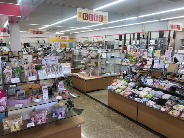 ルーブル山陽店