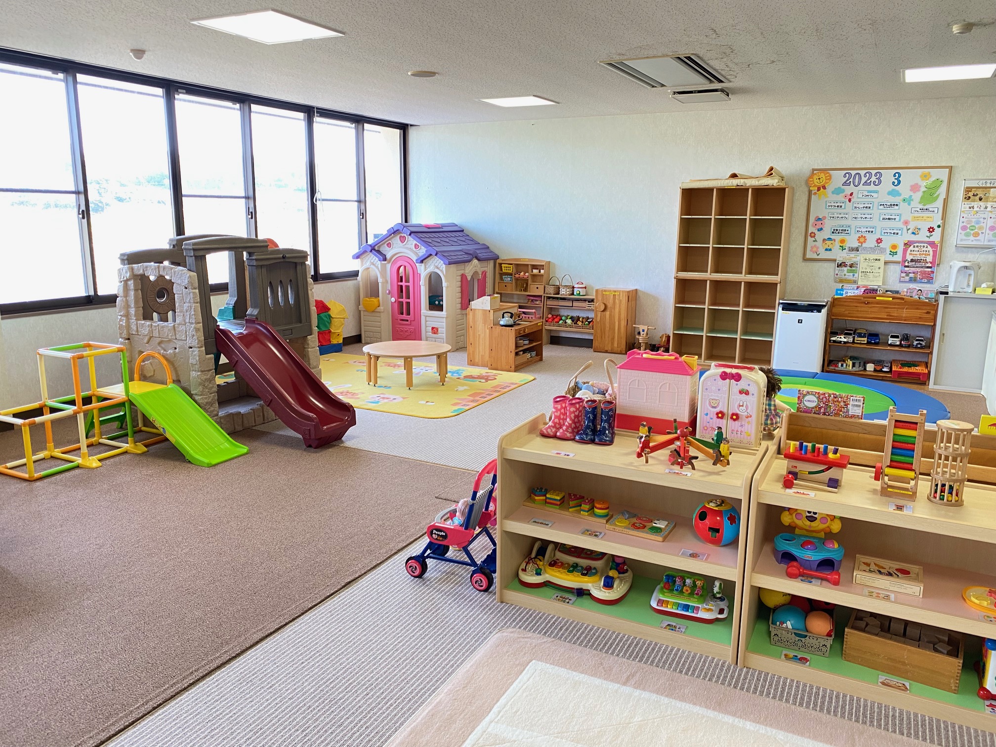 子育てひろばトコトコ