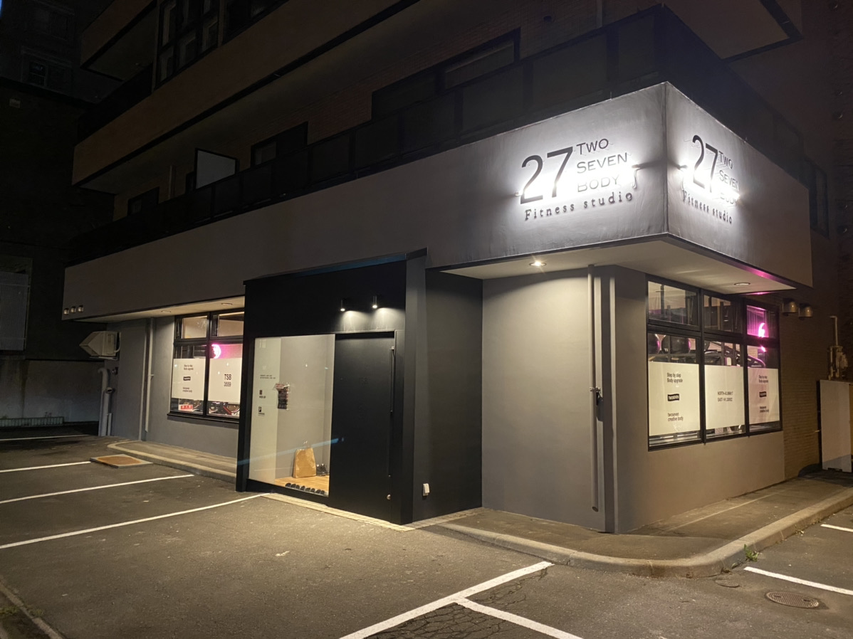 ＴＷＯ．ＳＥＶＥＮＢＯＤＹ／桑園店