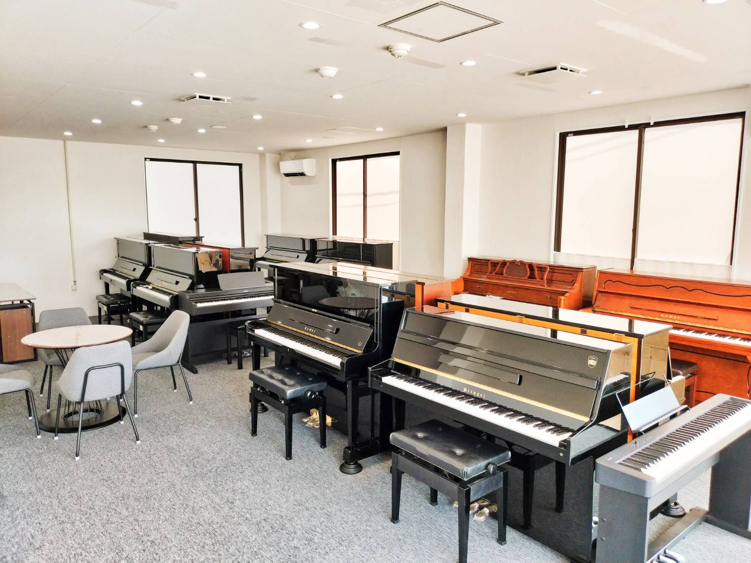 ＰＩＡＮＯＨＯＵＳＥ・ＫＯＲＩＹＡＭＡＳａｌｏｎ